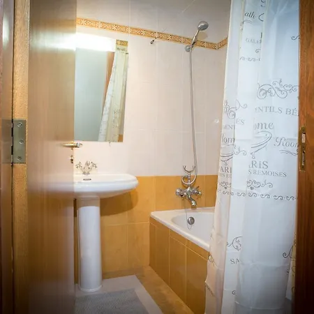 公寓 Helen's House 卡马拉-德洛布什